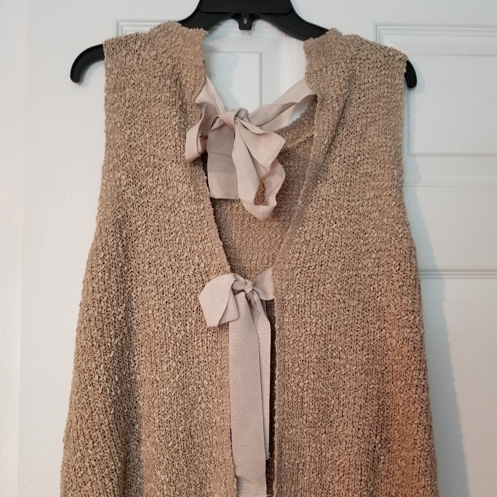 Hummingbird NWOT Sleeveless Tie Back Top S/M. - Picture 5 of 8